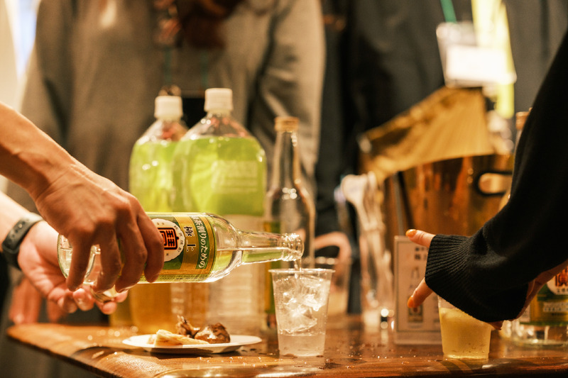 お酒の割り方は自由自在！中央線沿線のお酒好きが集まった「宝探し飲み歩き」アフターパーティーをレポート
