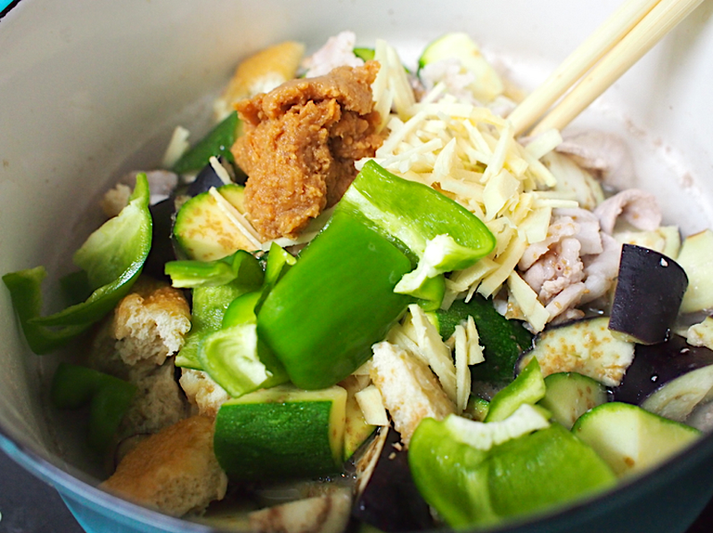 日本酒に合う！お袋の味おつまみ「夏野菜の味噌炊き」