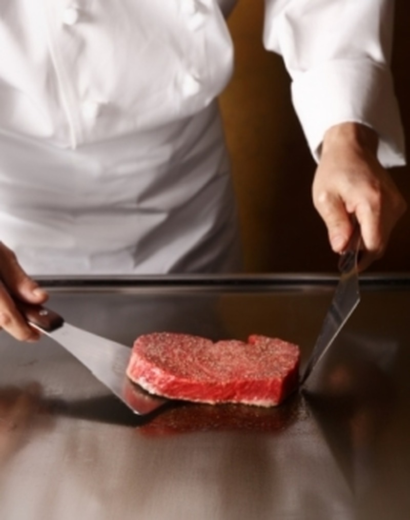ニクの日一夜限り！グラマラスな肉夜「MEET THE MEAT」イベント開催！～レストランon À TABLE×伊万里牛×クラフトビール～