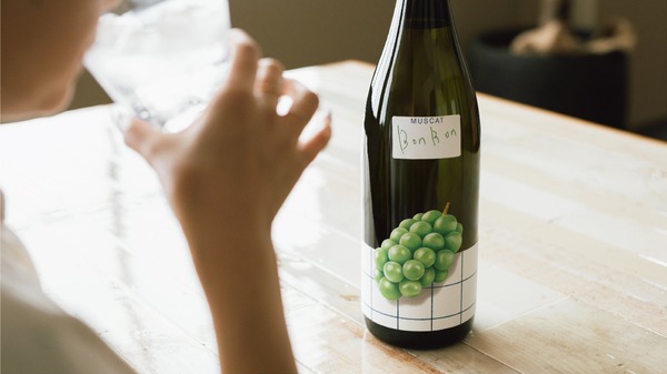 【焼酎のイメージが変わる1本！？】「マスカットボンボン from 旬の蒸留酒」販売 画像