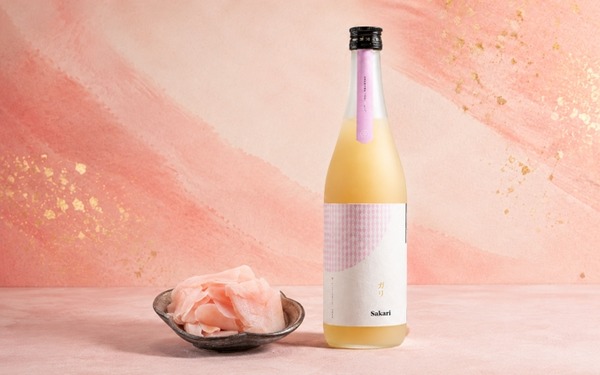 【寿司の「ガリ」のリキュール！？】日本盛「Sakari ガリ 700ml瓶」が発売 画像