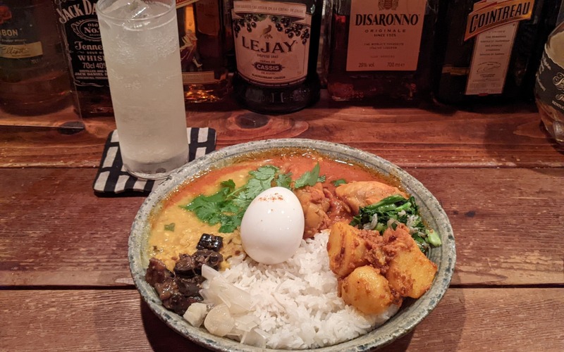 【酒場カレー放浪記】ダイニングバー「otto2(オットニ)」で食べるつまみにもおすすめなネパール式カレー 画像