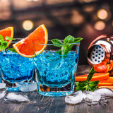 南国風カクテル！ブルーハワイの魅力・味わいを紹介【レシピあり