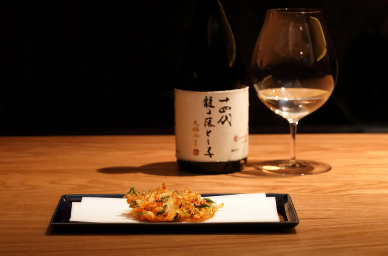 【西麻生】大人の隠れ家「天ぷらとワイン しの」がオープン
