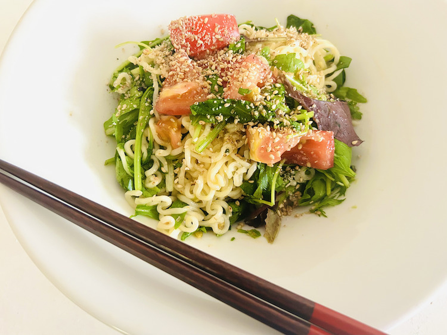 【レシピ】インスタントラーメンで作るタイ料理！「和風ヤムママー」