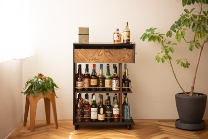 【部屋が本格的なバー空間に変わる！】「バーワゴン -Whisky Salon model-」販売
