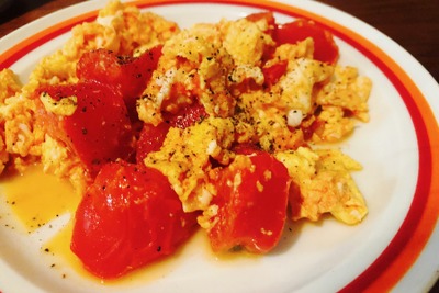 【レシピ】意外と知られてない中華料理！さっと炒めるだけの「トマトと卵の中華炒め」 画像