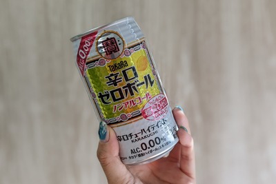 【レビュー】ホントにノンアル！？驚きの飲みごたえなノンアルチューハイ「辛口ゼロハイボール」飲んでみた 画像