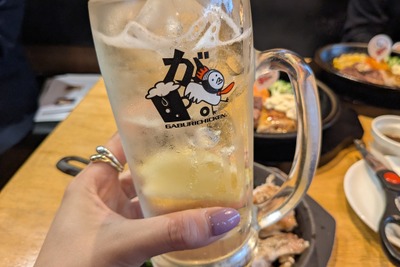 【肉の名店がコラボした最強おつまみ！】5月限定の限定コラボ！「がブリチキン。」と「いきなり！ステーキ」が提案する“がっつり肉グルメ” 画像