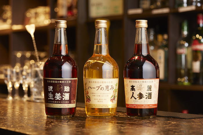 お酒のプロに聞いた 自宅で美味しく養命酒製造 健康のお酒シリーズ を愉しむ方法 Nomooo ノモー