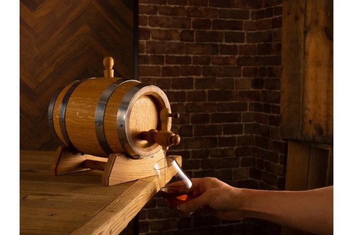 入れるだけで安いお酒が高級酒のような味わいに！？】「家庭用熟成ミニ