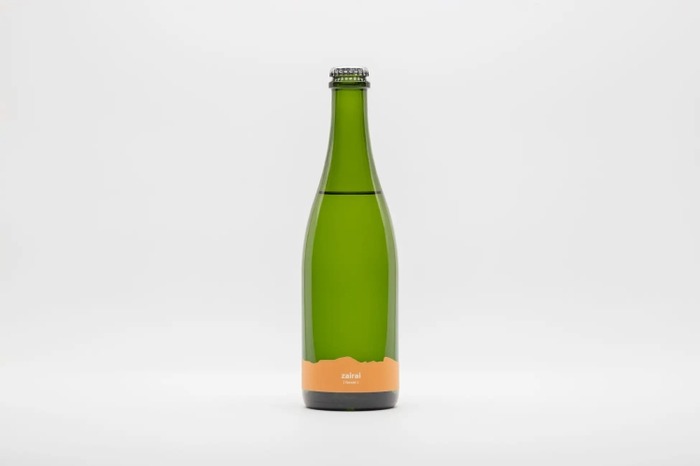 ヨモギ、松ぼっくり山の素材を使ったクラフトな日本酒！？】haccoba