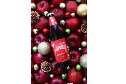 ホットビールにしてもOK！甘くスパイシーな味わいの「アップルシナモンエール」のクリスマス限定ラベル発売 画像