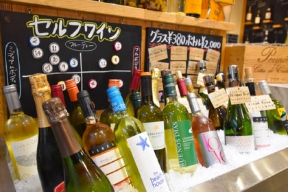 目一杯注いでもグラス1杯380円！「#uni（ウニ）」が