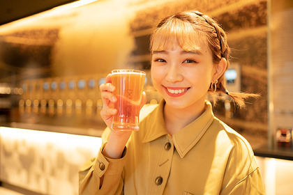 大人の遊び場「EXBAR TOKYO(エクスバー)」で大矢梨華子がクラフトビールのドリンクバーを体験してきた 画像