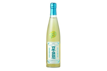 「天使の誘惑」のソーダ割り！「琥珀炭酸焼酎 夏の誘惑」が発売 画像