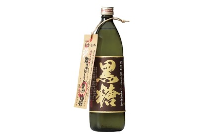 JAおきなわ産の黒糖を100%使用！「喜界島荒濾過黒糖焼酎」発売 画像