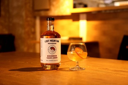 初輸入の英国産蒸留酒「LOST MOUNTAIN  BOURBON CASK MOONSHINE」発売！ 画像