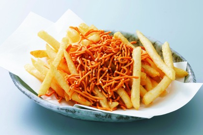 【お酒に合うこと間違いなし！】居酒屋・計236店で「ベビースターラーメンポテト」が期間限定登場 画像