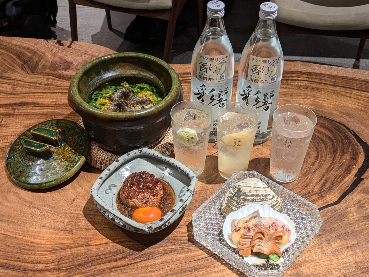 【話題の居酒屋で“極上ペアリング”体験ができる！】ミニボトルも貰える！「彩響 × 虎ノ門 楽㐂 コラボレーション企画」実施