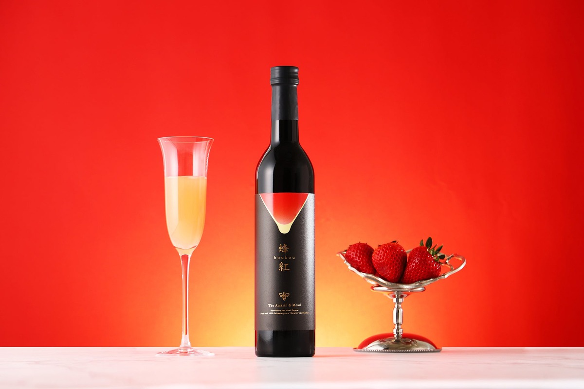 【1/15に合わせ「いちご酒ガチャ」も登場！】オンライン酒屋「クランド」 POP UP STOREが「エキュート品川」で開催