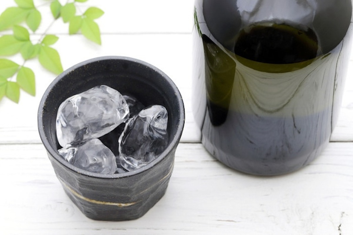 黒麹・白麹・黄麹の違いって？酒造りの要である「麹」についてご紹介