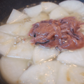 【レシピ】日本酒のおつまみに！冬大根のとろとろ炒め煮「イカの塩辛大根」