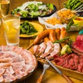 夏だけのテラス席ビアガーデンで肉三昧！「#702 BEER GARDEN」で夏を満喫