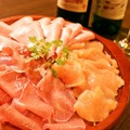 3種のハムと8種のドリンクでおなかを満たせ！「GabuLicious 渋谷店」の新プランがお得すぎる！