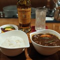 【酒場カレー放浪記】神保町のBAR「Eblack」 で食べる〆のスープカレー