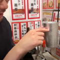 【動画あり】つまみ100円～！？錦糸町で人気の激安居酒屋「立ち呑み 粋」に行ってきた