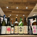 【十四代・新政などなど！希少な日本酒が一気に飲み比べできる！】一生に一度の日本酒体験！？日本酒原価酒蔵「豪華日本酒飲み比べフェア」開催