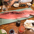 ここがお魚天国か……！「マグロマート」で最高にうまいマグロを味わってきた（中野）