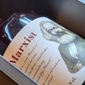 【マルクスの思想を飲む！？ラベルに一節を配置】クラフトリキュール「Marxist（マルキスト）」発売