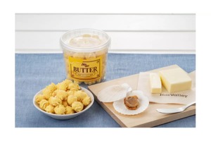 【最強おつまみポップコーンはまるで“ホタテのバターソテー”！？】ヒルバレーの夏限定「豊潤バターホタテ風味ポップコーン」がやみつき必至！ 画像