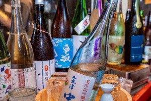 【夏酒の季節到来！2時間飲み放題2,500円】「海老と馬肉と日本酒」で夏酒キャンペーン開催 画像