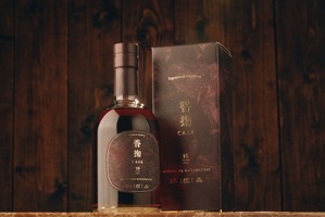 【稀少なミズナラ樽で長期熟成！ジャパニーズシングルモルトウイスキー】「香掬 ミズナラ熟成 10年」が限定発売 画像