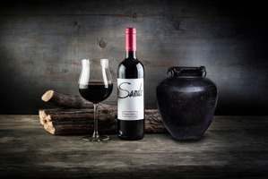 【ピノ・ネロの常識を覆す逸品！樹齢75年の古木のブドウを使用】ファゾーリ・ジーノ「サンデ ピノ・ネロ 2015」新発売 画像