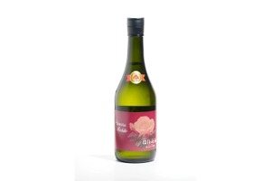 【バラの花酵母を使用！】特別な日の日本酒「佐伯飛翔 純米大吟醸 プリンセスミチコ」500本限定で販売 画像