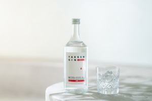 【石垣島のボタニカル探検！】クラフトジンシリーズ第1弾「YAESEN GIN 01（八重泉ジン01）」発売 画像