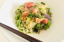 【レシピ】インスタントラーメンで作るタイ料理!「和風ヤムママー」