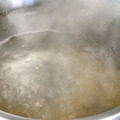 【レシピ】シメにぴったり！チーズと卵のコラボがたまらない「貧乏人のパスタ」