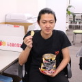 【レビュー】ポテチ界にもSTRONGが登場！？「ポテトチップスSTRONG 岩塩ブラックペッパー」を食べてみた