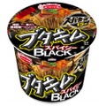 がっつり系ラーメン好きに朗報！「スーパーカップ1.5倍　ブタキムラーメン　スパイシーBLACK」新発売！