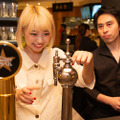 同じビールなのに味が違う！？大矢梨華子が「サッポロ生ビール黒ラベル THE BAR」でプロのビールの注ぎ方を体験してきた