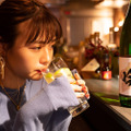 一手間だけで美味しくなる！井口綾子が「レモンサワー×焼酎」の相性について学んできた