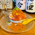 「鬼懸かってるこぼれ海鮮バクダン」が99円！「日本酒バル 富士屋」で大特価企画開催