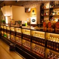 スタンディングレトロバー「お酒の美術館 赤坂店」がオープン！