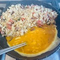 【レシピ】赤唐辛子の辛味がたまらない！「エスニックチャーハン」