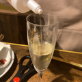 【動画あり】こんなの初めて！？卓上サーバーでスパークリングが飲み放題の新橋「ラムと泡」に行ってきた